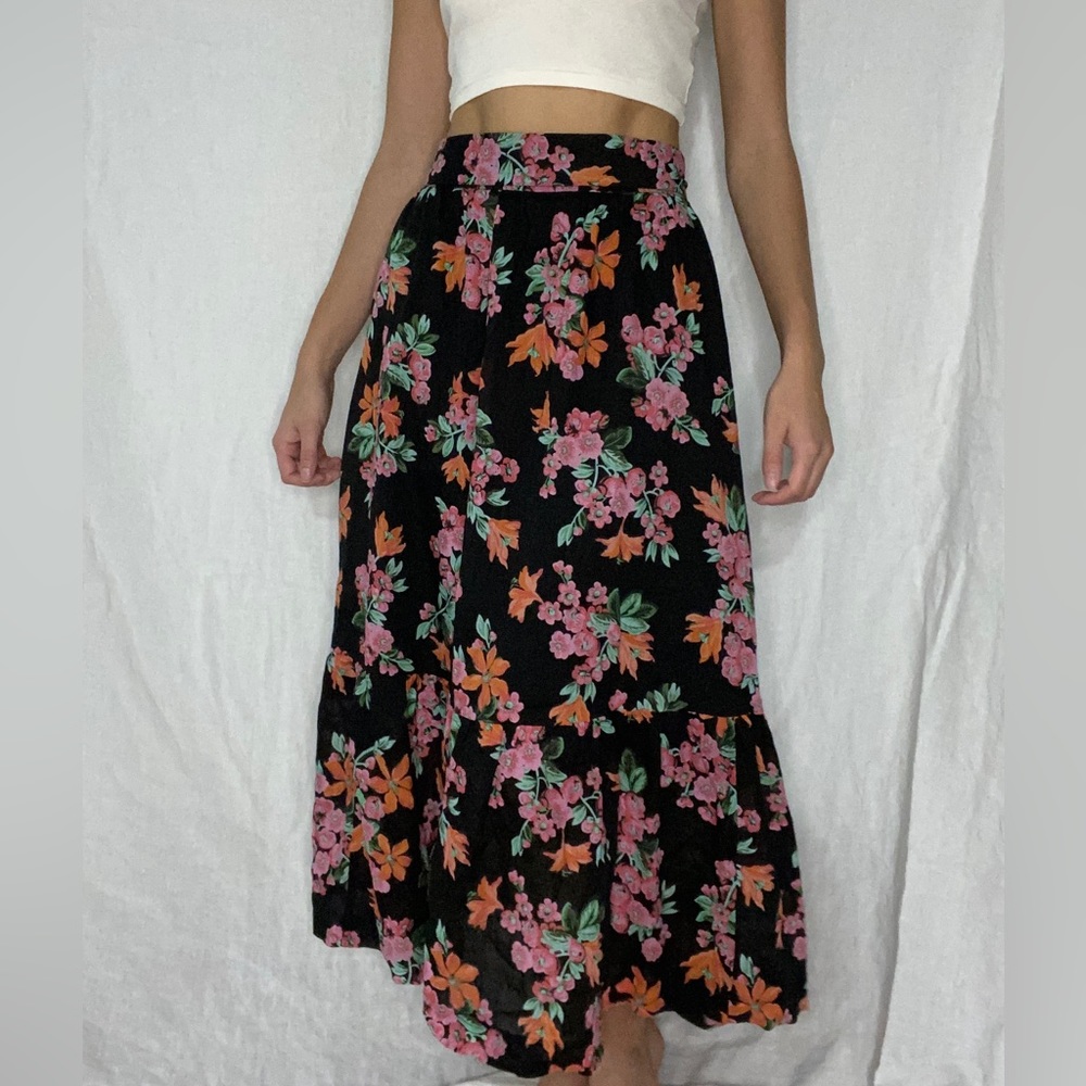 Ann Taylor Maxi Skirt - Picture 1 of 3